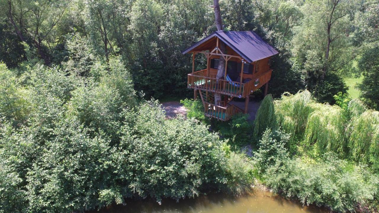 Cuibul Vulturilor - Casuta In Copac Villa Moisei Eksteriør billede